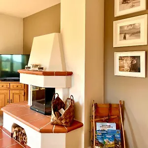 Wunderschöne Mit Balkon Und Blick Auf Alpen Apartment