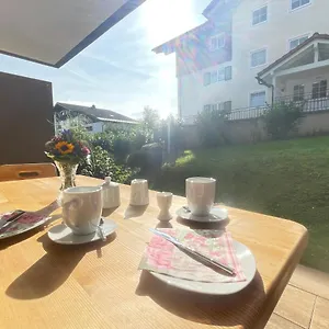 Ferienwohnung Alexandra Apartment